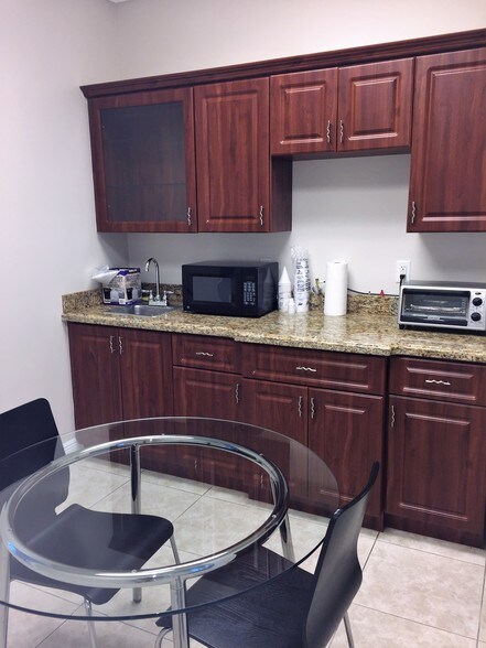 More Photos Of 2301 NW 87th Ave, Doral Office Residential For Lease