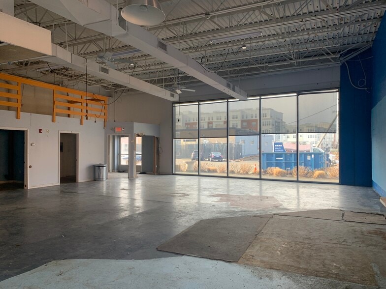More Photos Of 140-A Water St, Norwalk Warehouse For Lease