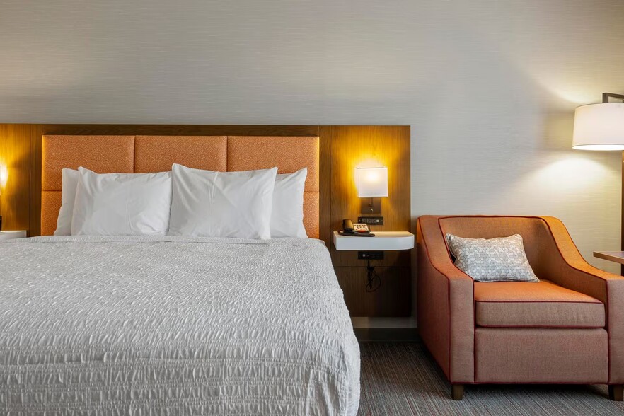 More Photos Of 4380 Integrity Center Pt, Colorado Springs Hotel For Sale