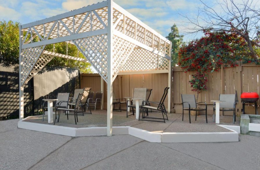 More Photos Of 2600 Appian Way, Pinole Hotel For Sale