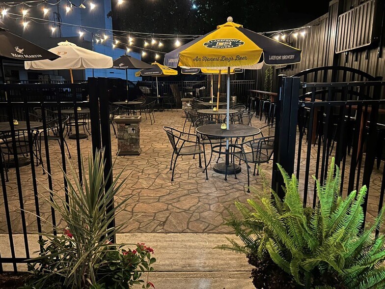 More Photos Of 1031 Mills St, Black Earth Bowling Alley For Sale