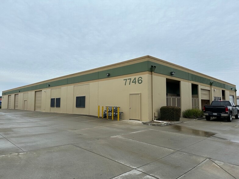 Primary Photo Of 7746 Lorraine Ave, Stockton Service For Sale