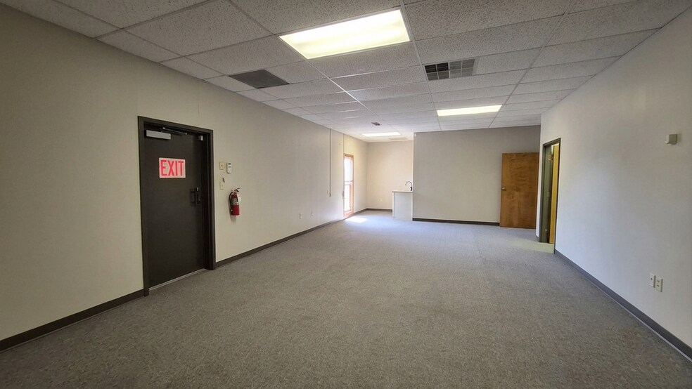 More Photos Of 31-33 Murray Guard Dr, Jackson Office For Lease