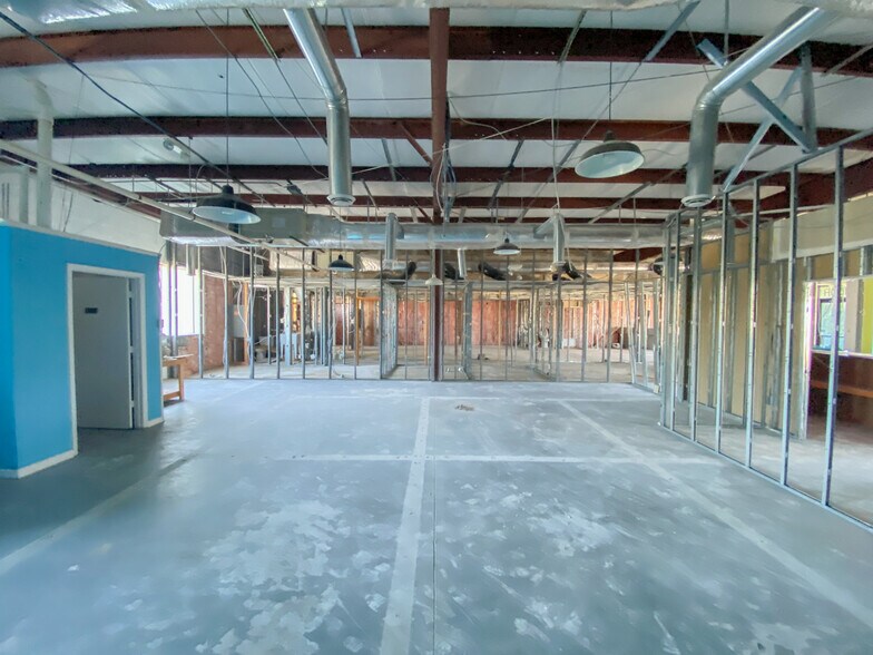 More Photos Of 100 Walkers Village Way, Walkersville General Retail For Lease