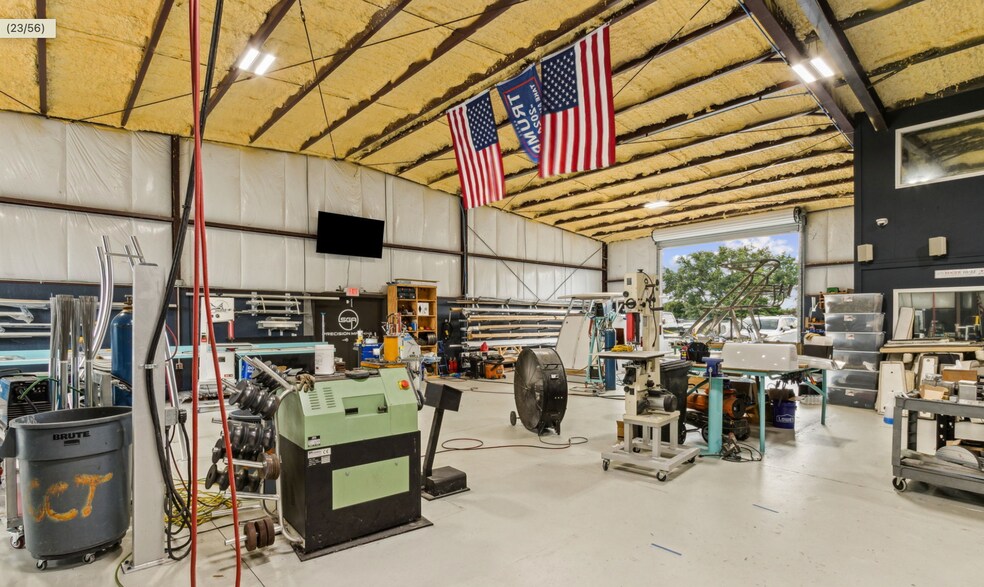 More Photos Of 979 Point Peter Rd, Saint Marys Warehouse For Lease