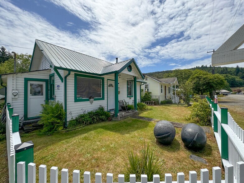 More Photos Of 16672 Frontier st, Clallam Bay Specialty For Sale