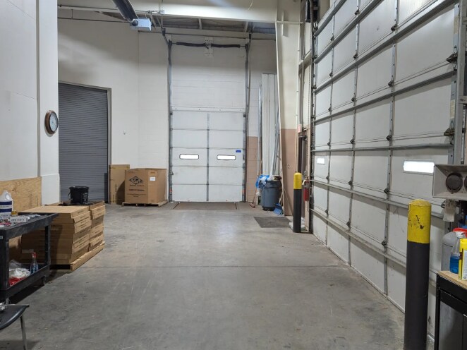 More Photos Of 4305 Pineview Blvd, Commerce Township Research And Development For Lease