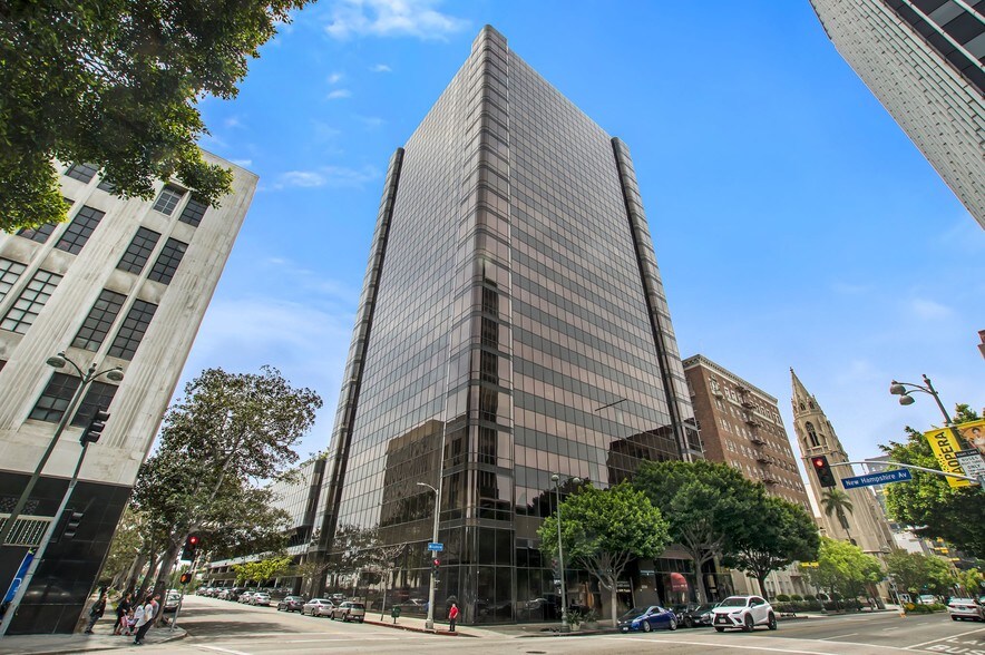 More Photos Of 3250 Wilshire Blvd, Los Angeles Office For Lease