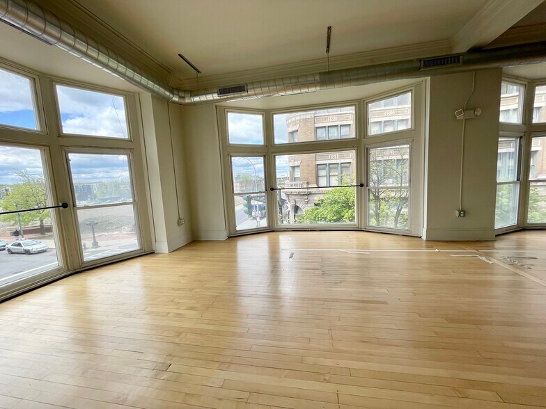 More Photos Of 403-409 Fulton St, Troy Storefront Retail Office For Lease