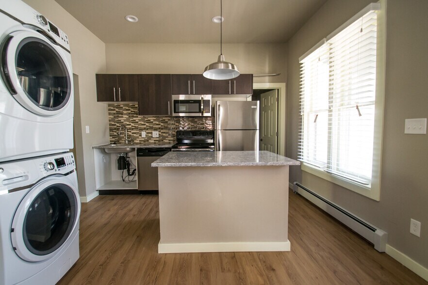 More Photos Of 1806 17th St, Boulder Apartments For Sale