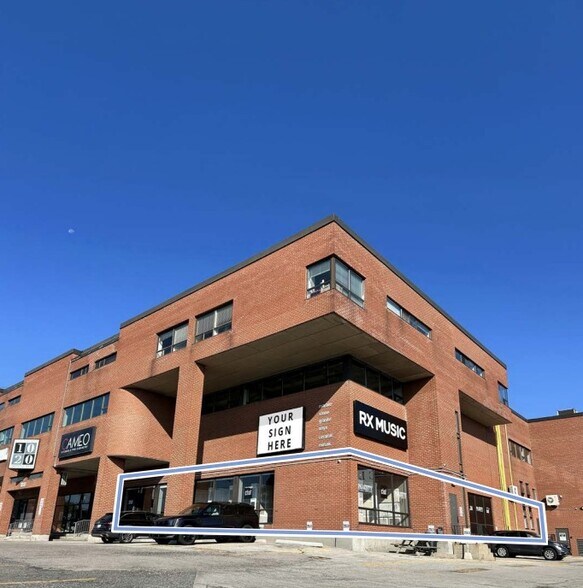 More Photos Of 1020 Lawrence Ave W, Toronto Showroom For Lease