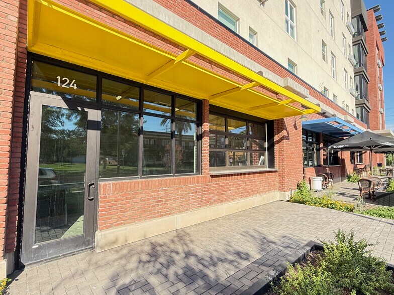 More Photos Of 301 W Roosevelt St, Phoenix Apartments For Lease