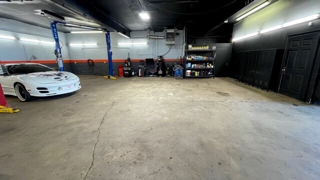 More Photos Of 860 Orange Ave, West Haven Auto Dealership For Lease