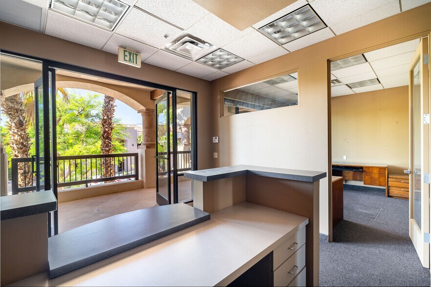 More Photos Of 47050 Washington St, La Quinta Medical For Lease