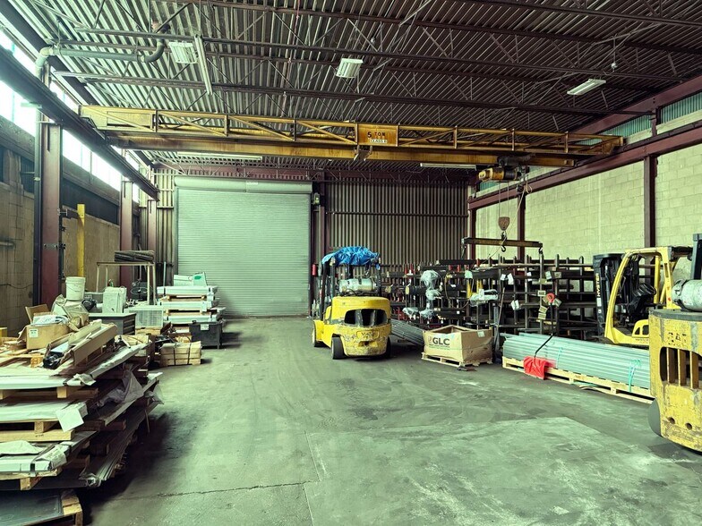 More Photos Of 210 Hall St SW, Grand Rapids Warehouse For Sale