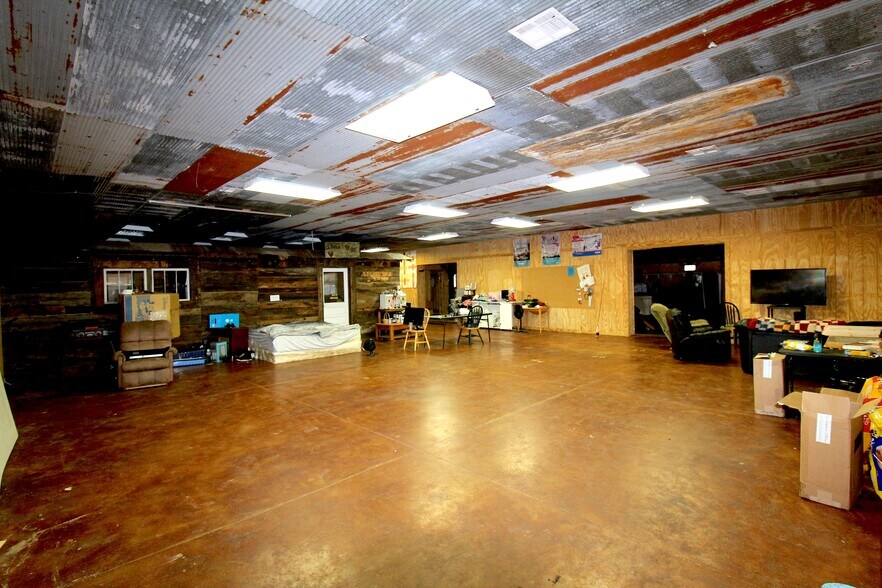 More Photos Of 3768 Private Road 1271, Willow Springs Industrial For Sale