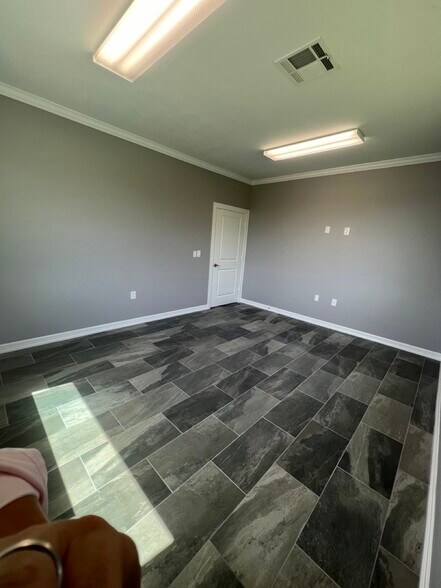 More Photos Of 2743 Smith Ranch Rd, Pearland Unknown For Lease