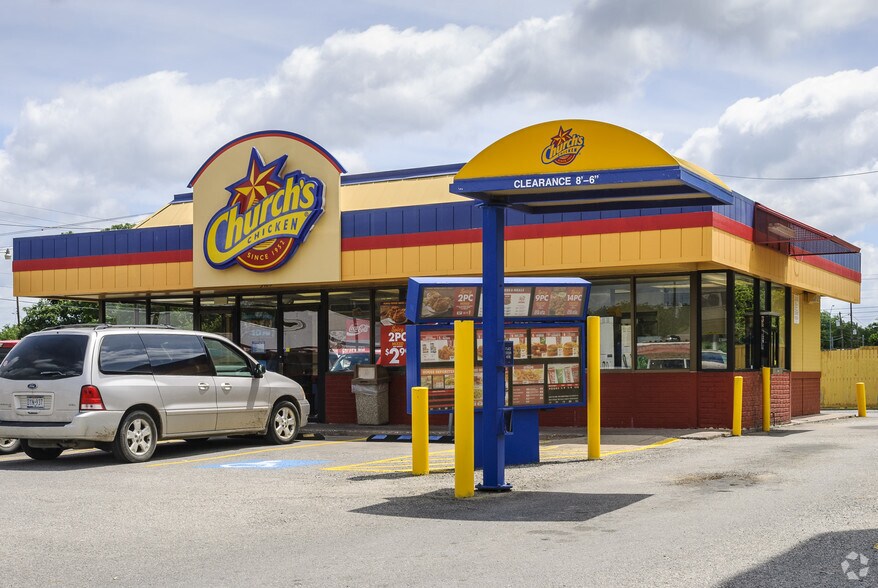 Primary Photo Of 3403 Wesley St, Greenville Fast Food For Lease