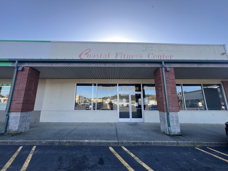 More Photos Of 540 4th St S, Coos Bay Storefront For Lease