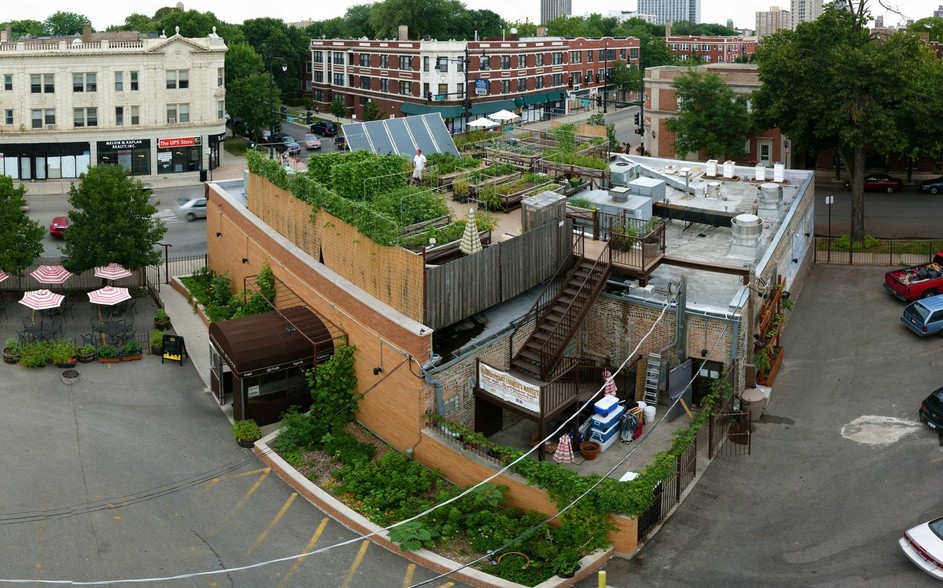 More Photos Of 1401 W Devon Ave, Chicago Restaurant For Lease