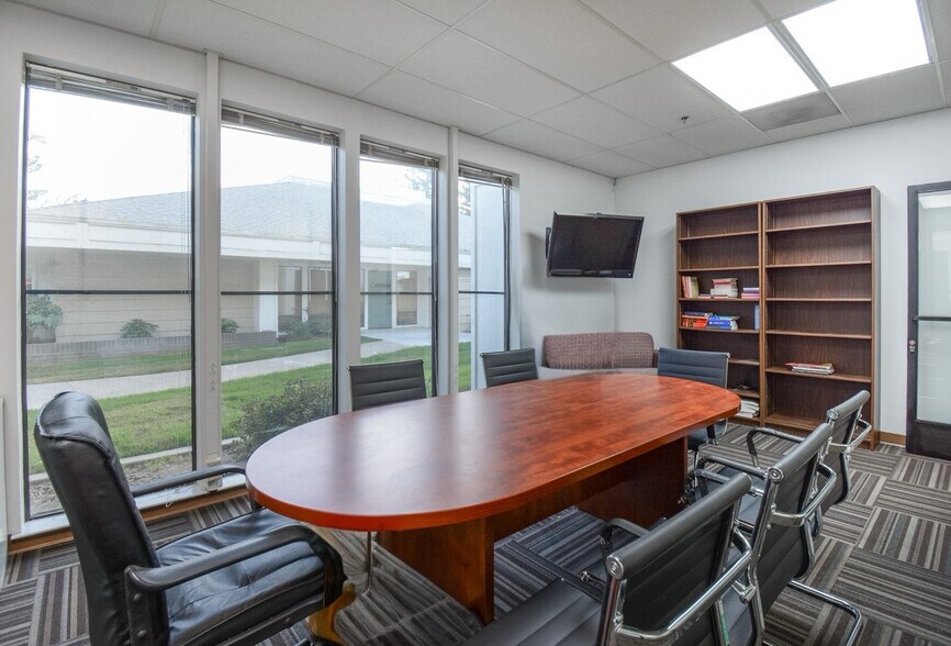 More Photos Of 1756 Picasso Ave, Davis Office For Lease