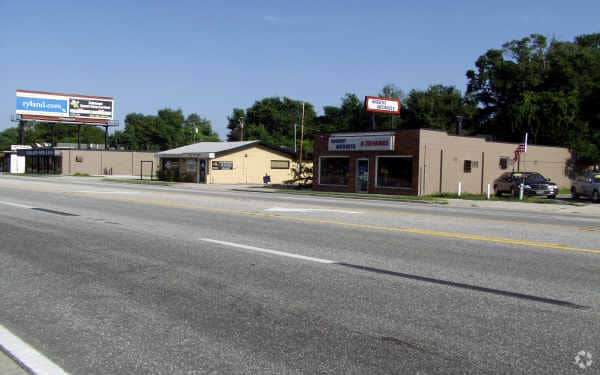 More Photos Of 2021 W Fairbanks Ave, Winter Park General Retail For Sale