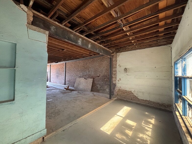 More Photos Of 513 N 6th Ave, Tucson Storefront Retail Office For Lease