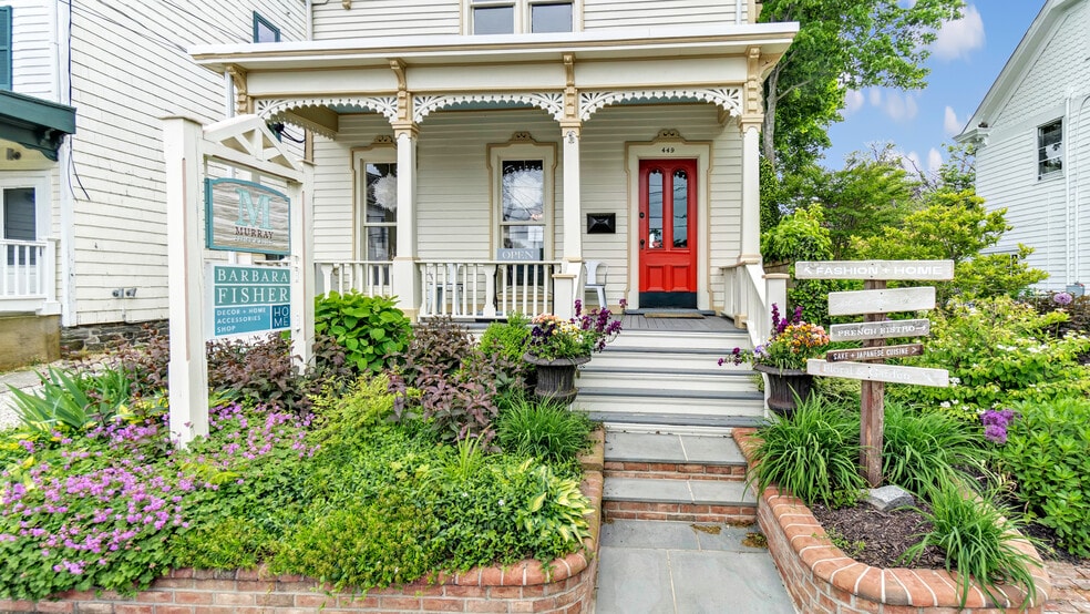 More Photos Of 449 Main St, Greenport Storefront Retail Office For Lease