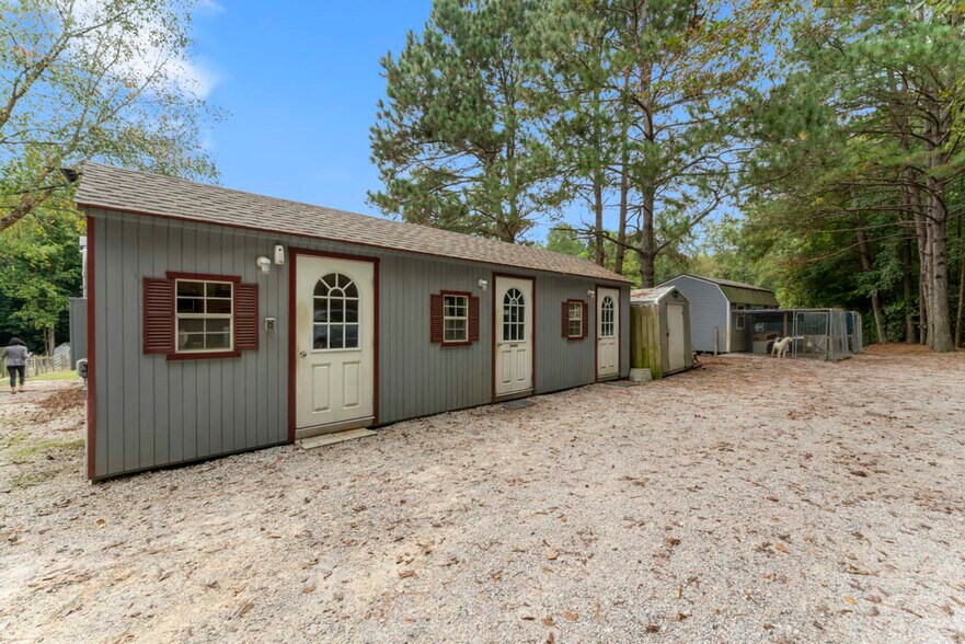 More Photos Of 10560 Lake Royale Rd, Spring Hope Specialty For Sale