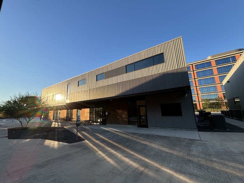 Primary Photo Of 1023 Springdale Rd, Austin Office For Lease