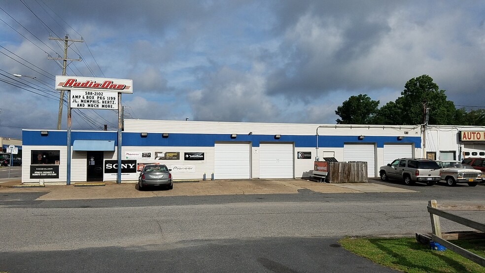 Primary Photo Of 894 E Little Creek Rd, Norfolk Auto Repair For Sale