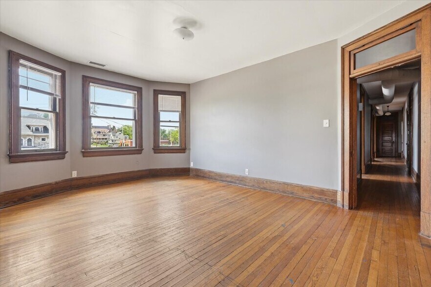 More Photos Of 283 Park Ave W, Mansfield Apartments For Sale