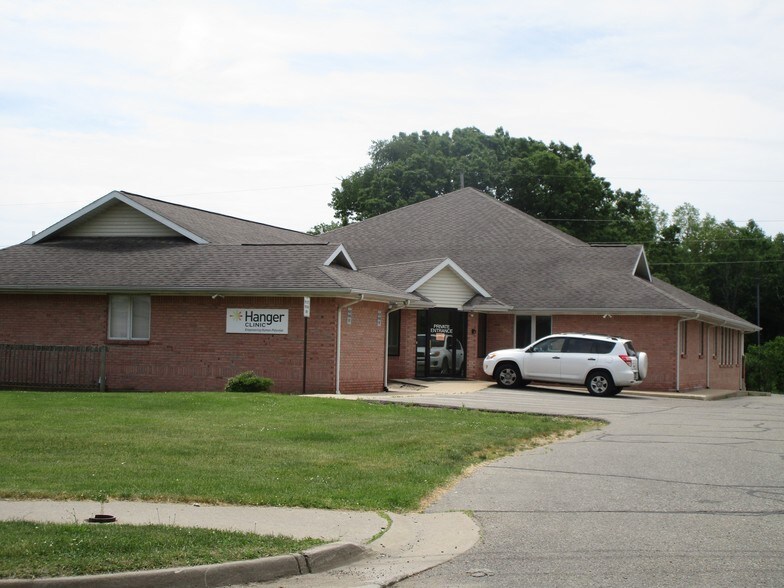 More Photos Of 2318 Gull Rd, Kalamazoo Medical For Sale