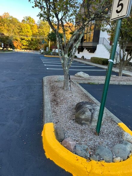 More Photos Of 385 US Route 9W, Alpine Restaurant For Sale