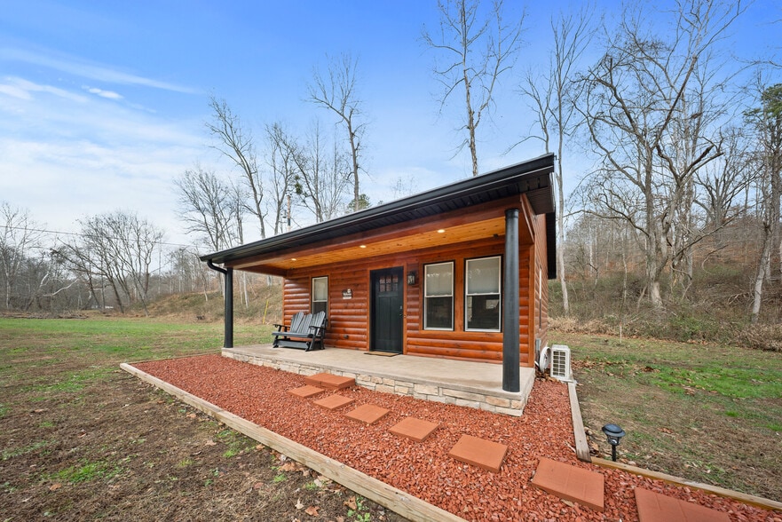 More Photos Of 325 Sinking Rd, Argillite Hospitality For Sale