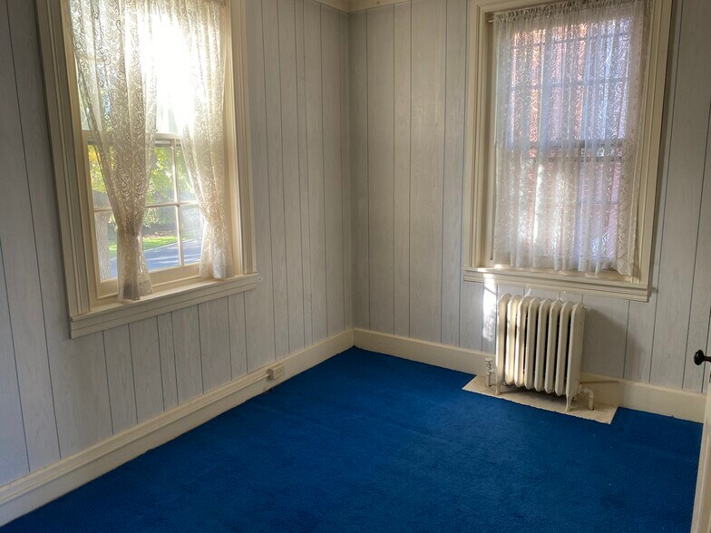 More Photos Of 201 N Main St, Nazareth Office For Lease