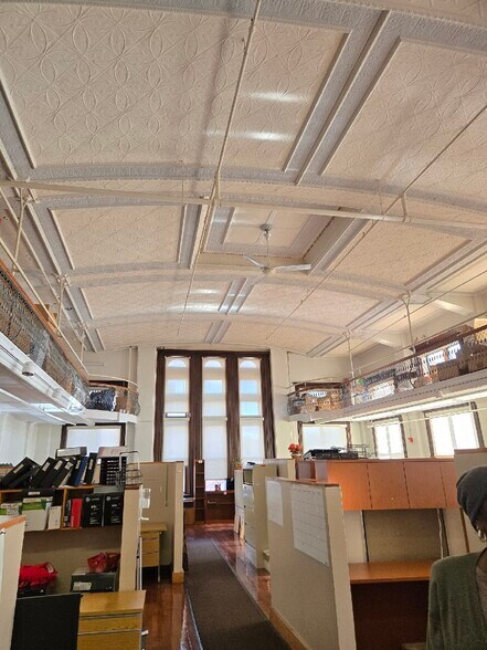 More Photos Of 435 9th St, Brooklyn Office For Lease