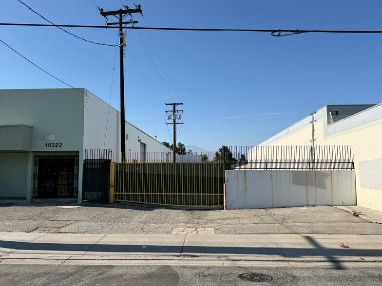 More Photos Of 10323 Rush St, South El Monte Warehouse For Lease
