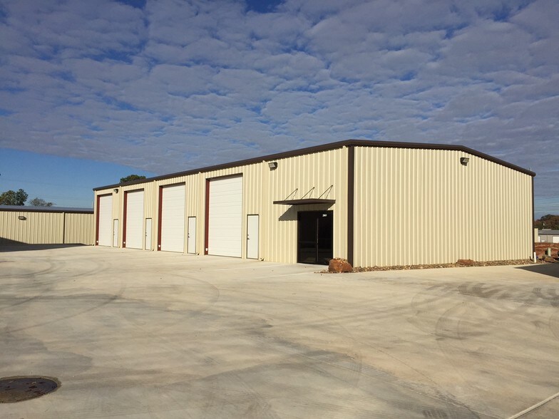 More Photos Of 2941 Elkton Trl, Tyler Flex For Lease