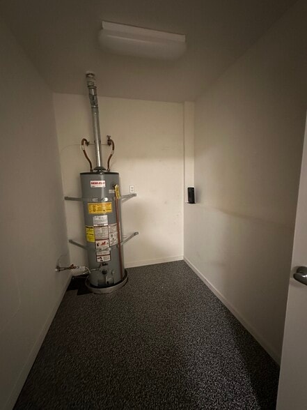 More Photos Of 1800 El Camino Real, Menlo Park Office For Sale