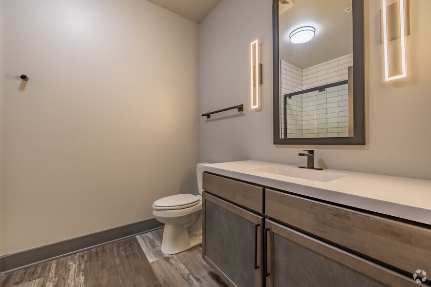 More Photos Of 830 Main St, Cincinnati Apartments For Lease