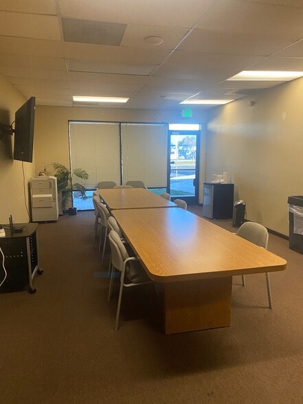 More Photos Of 2701 E Hammer Ln, Stockton Medical For Lease