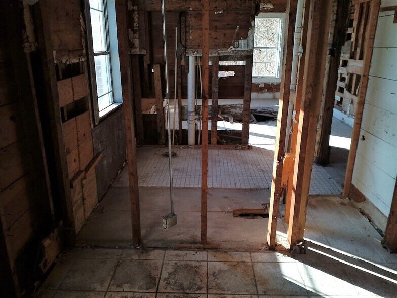 More Photos Of 2705 Blodgett St, Houston Office For Sale