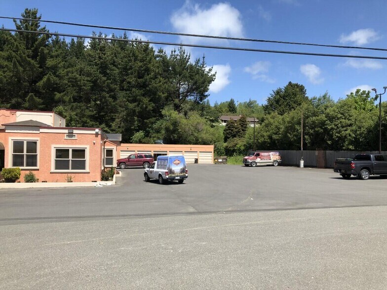 More Photos Of 281 Fernbridge Dr, Fortuna Restaurant For Sale