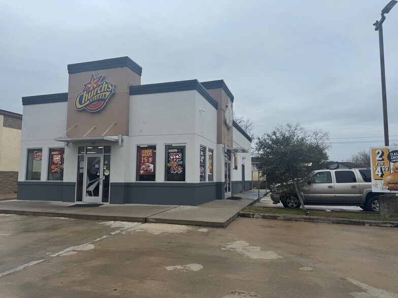 More Photos Of 10905 W Fairmont Pky, La Porte Fast Food For Sale