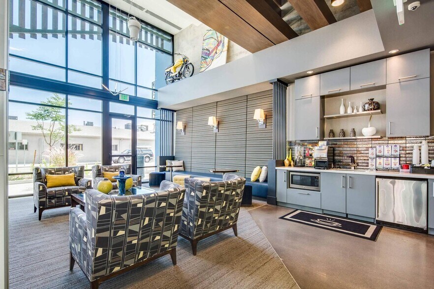 More Photos Of 415 S Cherokee St, Denver Apartments For Lease