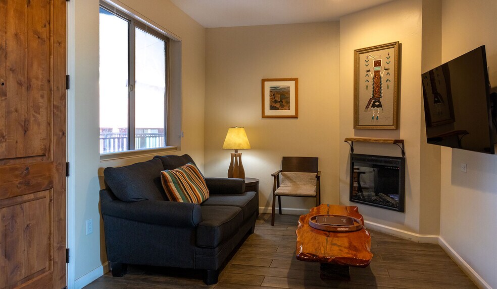 More Photos Of 105 Bell Rock Plz, Sedona Hotel For Sale