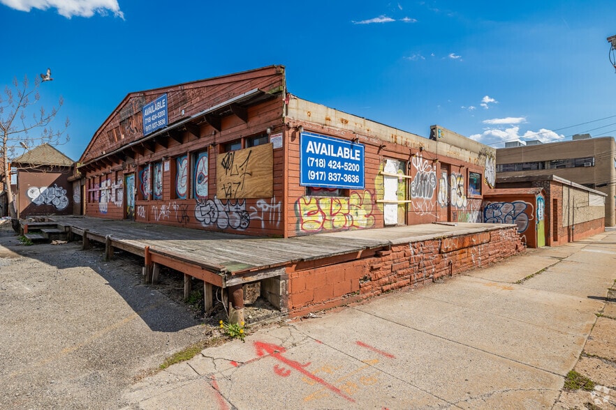 Primary Photo Of 51-05 58 street blvd, Woodside Specialty For Lease