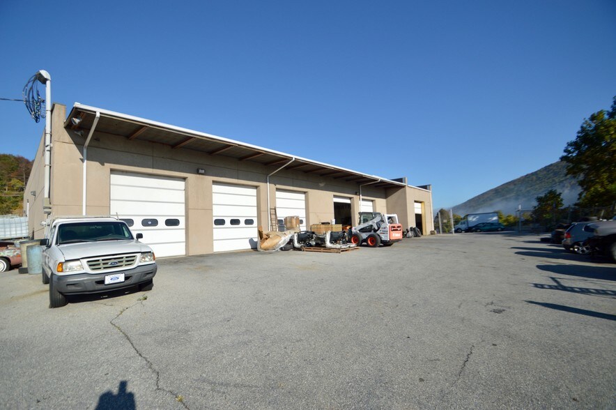 More Photos Of 8763 Pa Route 873, Slatington Warehouse For Sale