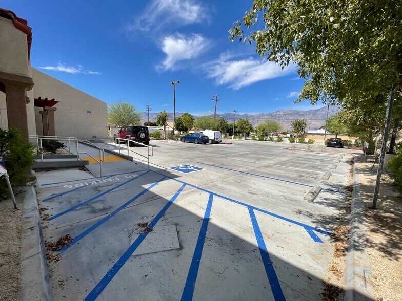 More Photos Of 32475 Date Palm Dr, Cathedral City Freestanding For Lease